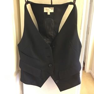 NWOT🖤ELIZABETH&JAMES-Tuxedo/ racerback chic vest